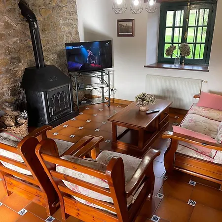 Country house La Collada Sorribas (Parres)