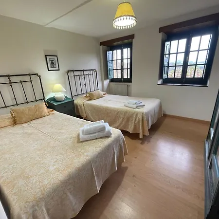 La Collada Country house *